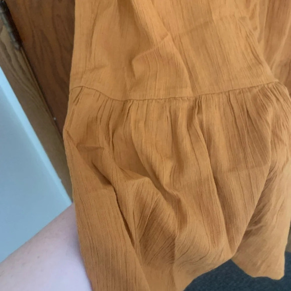 Loft Beach Dress - Picture 4 of 8